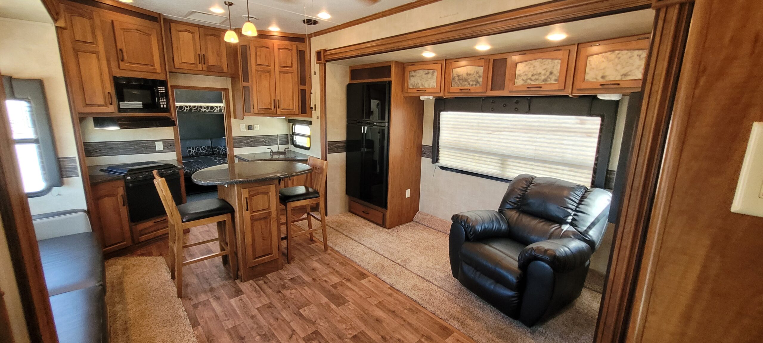 2012 KEYSTONE RAPTOR VELOCITY TOY HAULER - Friedrich’s Auto & Truck