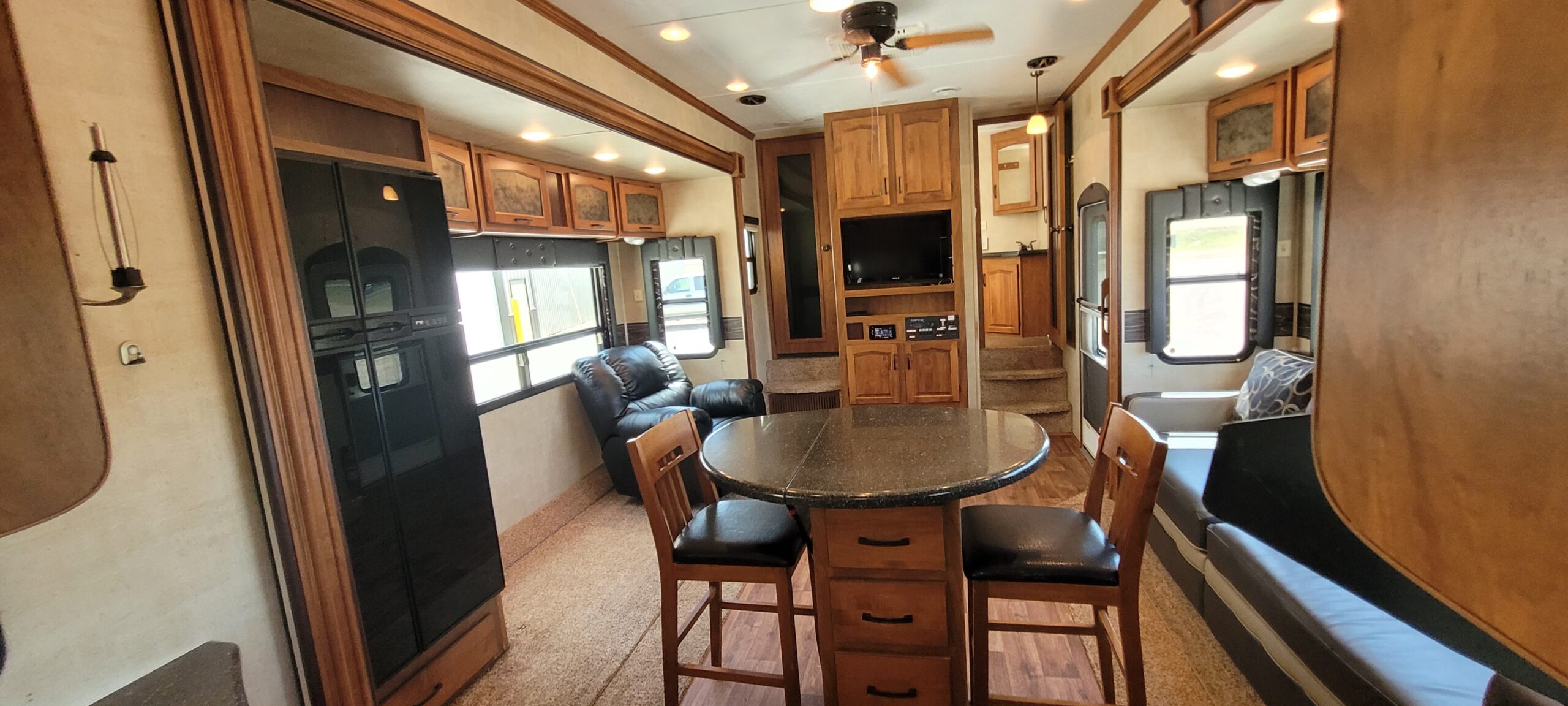 2012 KEYSTONE RAPTOR VELOCITY TOY HAULER - Friedrich’s Auto & Truck