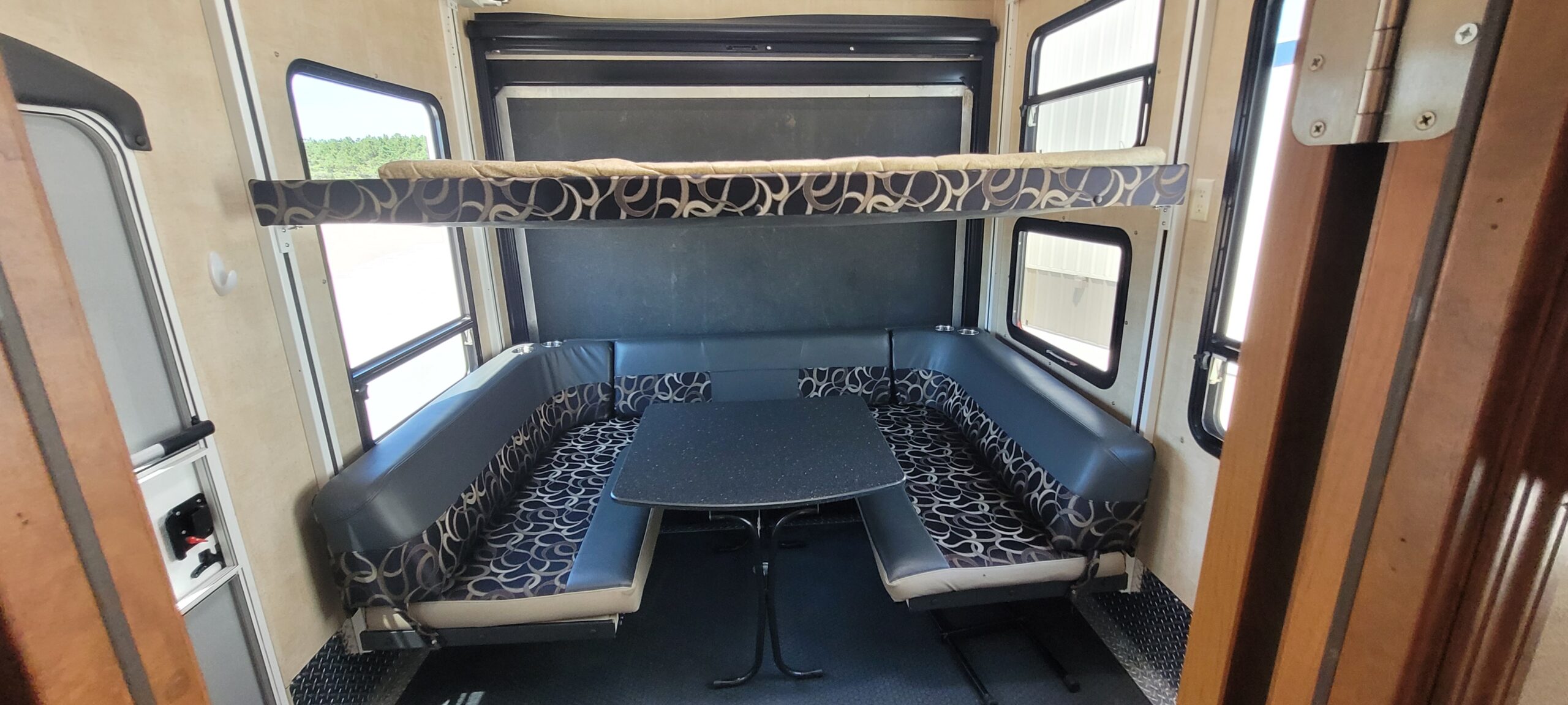 2012 KEYSTONE RAPTOR VELOCITY TOY HAULER - Friedrich’s Auto & Truck