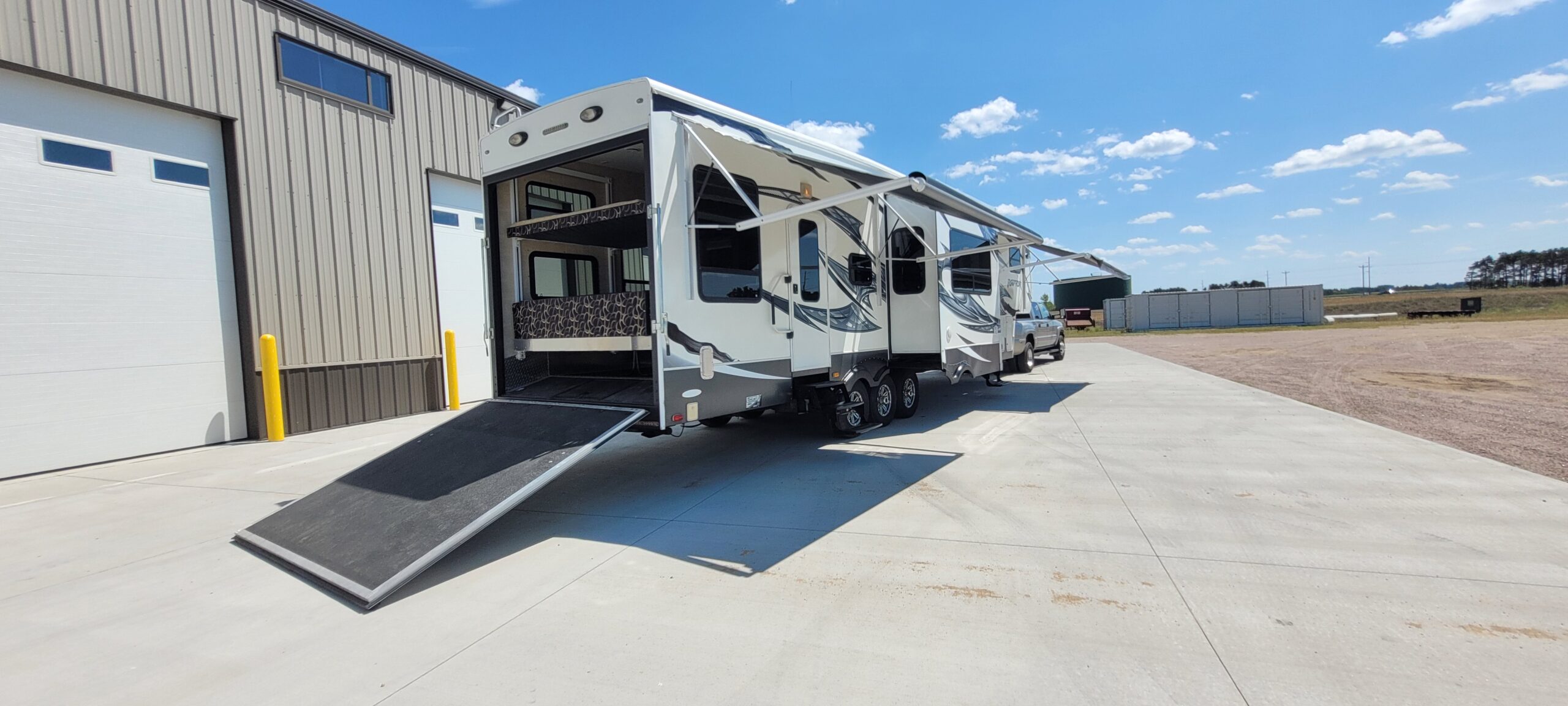 2012 KEYSTONE RAPTOR VELOCITY TOY HAULER - Friedrich’s Auto & Truck